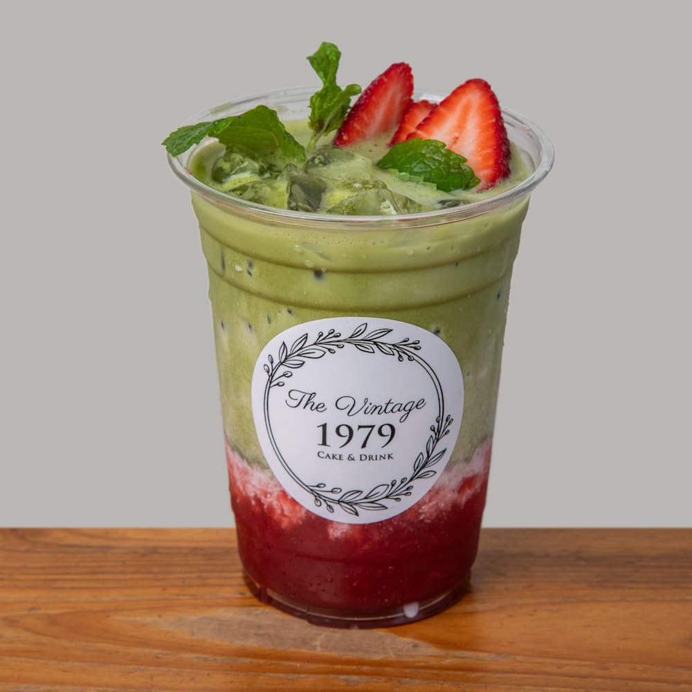 Matcha Strawberry Latte